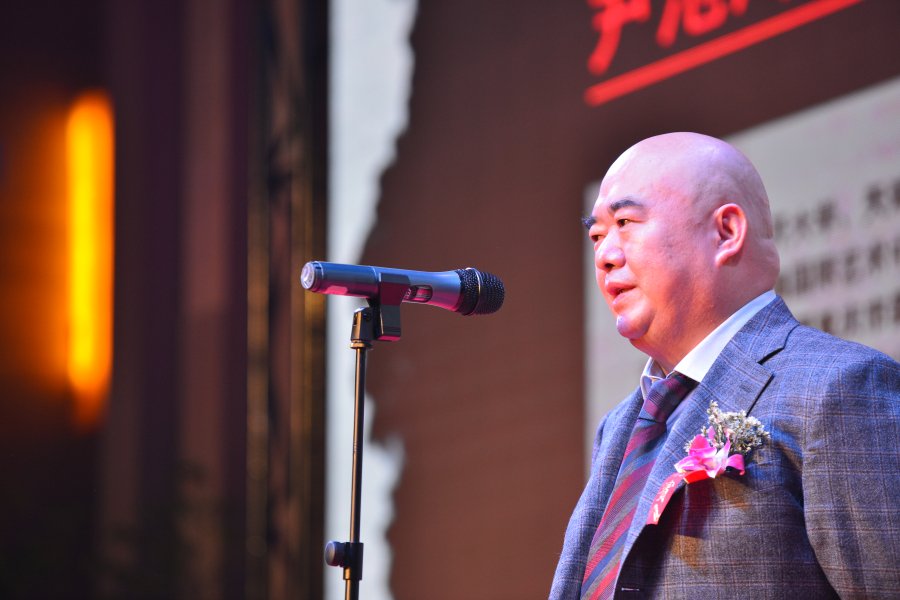 PA视讯教授、博士生导师，书画艺术与美学研究中心主任，天津市美术家协会副主席  尹沧海 致答谢辞.jpg